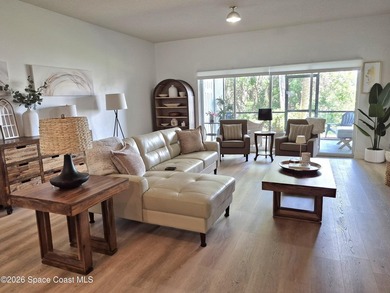 Beautifully updated, move-in ready first-floor 3-bedroom, 2-bath - photo 2