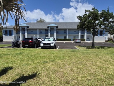 Beautifully updated, move-in ready first-floor 3-bedroom, 2-bath - photo 3