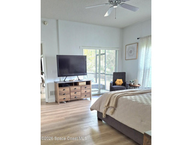 Beautifully updated, move-in ready first-floor 3-bedroom, 2-bath - photo 9