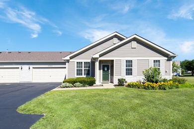 Welcome to Carillon Lakes, a premier 55+ active adult community - photo 1