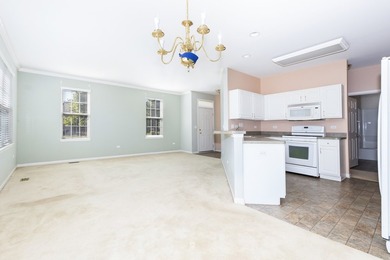 Welcome to Carillon Lakes, a premier 55+ active adult community - photo 6