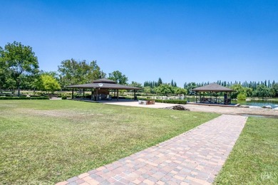 Discover an extraordinary 30-acre estate in the heart of - photo 11