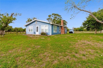 Lakefront retreat on three acres offering rare privacy - photo 13