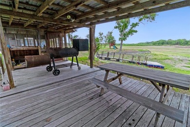 Lakefront retreat on three acres offering rare privacy - photo 32
