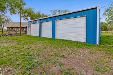 Lakefront retreat on three acres offering rare privacy - photo 35