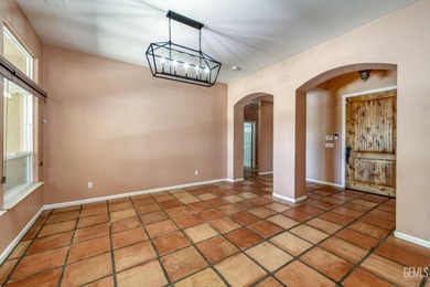 Discover an extraordinary 30-acre estate in the heart of - photo 46