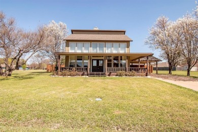 Lake Home For Sale in Mabank, Texas