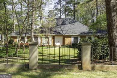 Lake Spivey Home For Sale in Jonesboro Georgia