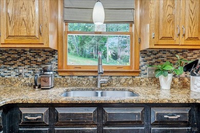In desirable Ivy Hill, this wonderful two-story brick home is - photo 13