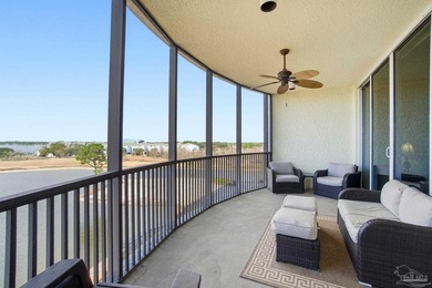 Experience coastal luxury in this beautifully appointed San - photo 32