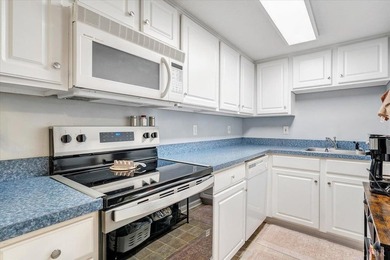 In desirable Ivy Hill, this wonderful two-story brick home is - photo 37