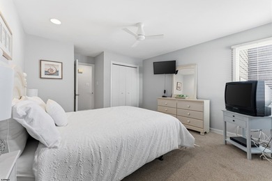 Oceanfront Southend location - 5 bedrooms - Covered private - photo 37