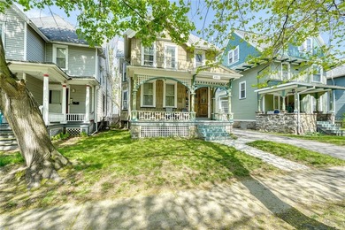 Welcome to 485 Meigs Street (14607)! This classic two-family - photo 3