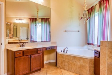 COME SEE YOUR NEW HOME! This gorgeous home features all the - photo 8