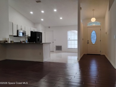 Great floor plan for this 3 bedroom, 2 bath home, metal roof - photo 5