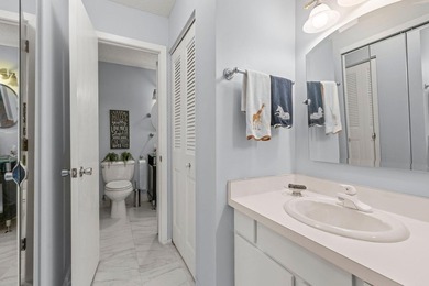 Enjoy easy downtown living in this beautifully maintained - photo 27