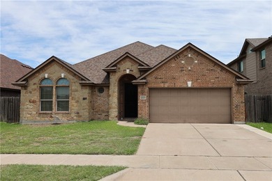 Discover the perfect blend of style and functionality in this - photo 1