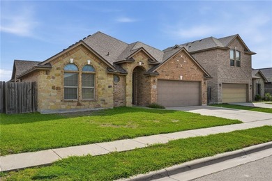 Discover the perfect blend of style and functionality in this - photo 3