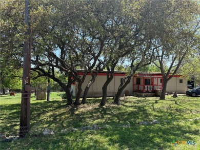 Lake Home For Sale in Canyon Lake, Texas