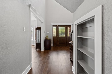 A stunning corner-lot masterpiece in the heart of Arlington - photo 5