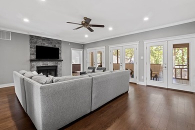 A stunning corner-lot masterpiece in the heart of Arlington - photo 7