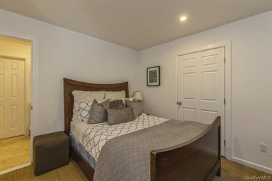 Additional information: Appearance:mint,Interior - photo 11