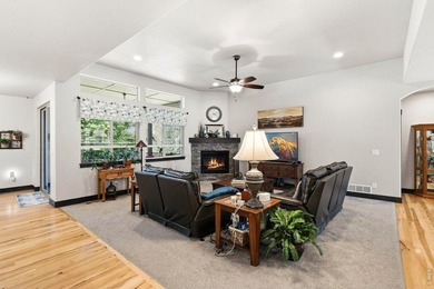 Please PLAN AHEAD for showings as one seller is a day sleeper - photo 14