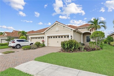 Lake Home For Sale in Fort Myers, Florida