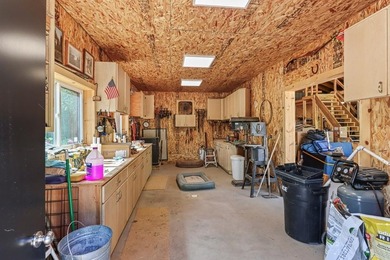 Beautifully built in 2023, this stunning home offers the perfect - photo 27