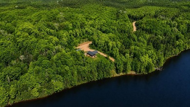 Beautifully built in 2023, this stunning home offers the perfect - photo 36
