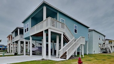 Enjoy the best of coastal living at this beautiful Rockport - photo 1
