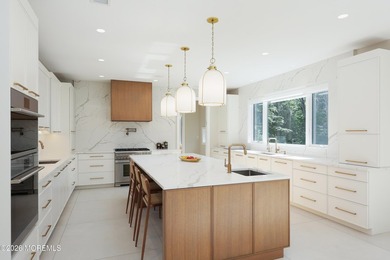 An extraordinary custom-built estate where luxury, craftsmanship - photo 17