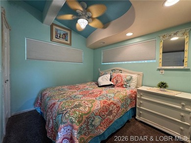 Rare waterfront INVESTMENT OPPORTUNITY with proven vacation - photo 22