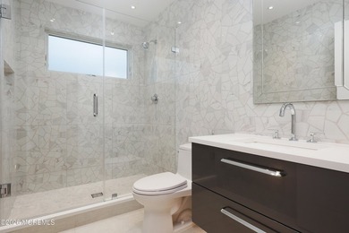 An extraordinary custom-built estate where luxury, craftsmanship - photo 31