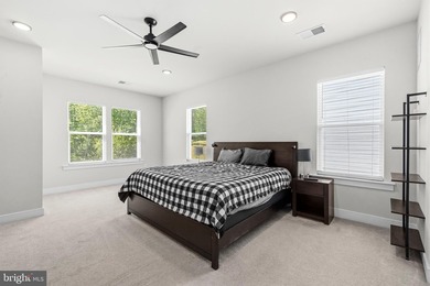 Nestled on a premium cul-de-sac lot, this stunning 2022 Pulte - photo 36
