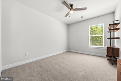 Nestled on a premium cul-de-sac lot, this stunning 2022 Pulte - photo 50