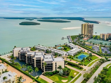 Marco Island Lake Area Condo For Sale in Marco Island Florida