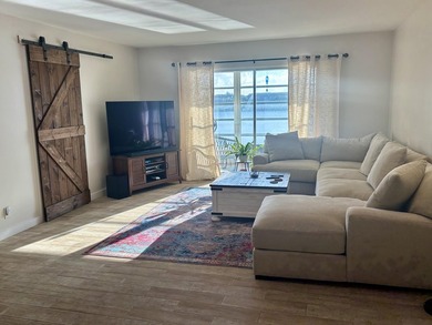 Discover this beautifully renovated 2-bedroom, 2-bathroom condo - photo 14