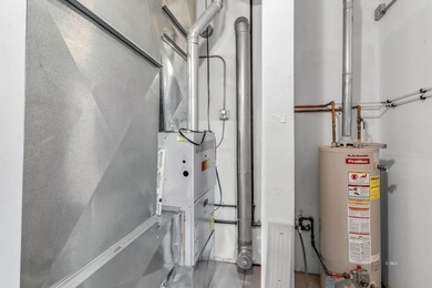Discover an impressive 6,900 square foot commercial building in - photo 26