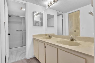 GREAT 2/2 CONDO WITH LAKE VIEW...2 CLUB HOUSES WITH GREAT - photo 29