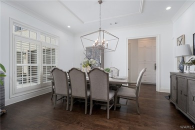 Modern luxury meets waterfront living in The Lakes. Offering - photo 10