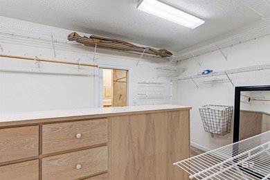 Welcome to one of the largest and most distinctive cottages in - photo 33