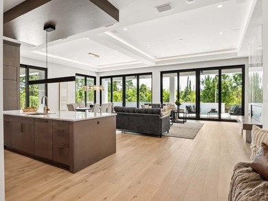 One or more photo(s) has been virtually staged. Expertly built - photo 9