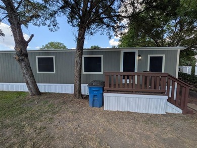 (private lake, pond, creek) Home For Sale in Wylie Texas