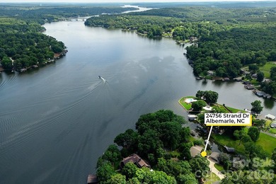 Rarely does a Lake Tillery property offer this level of outdoor - photo 21