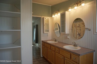 2 bedroom 2 bathroom home with complete wheelchair accessibility - photo 28