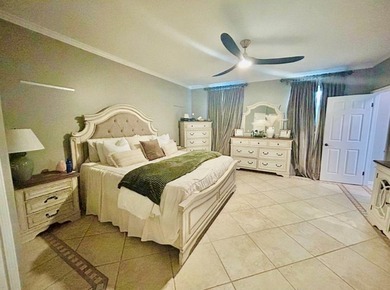 Stunning showpiece in Baymeadows Estates! This exceptional - photo 33