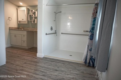 2 bedroom 2 bathroom home with complete wheelchair accessibility - photo 33
