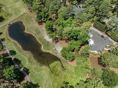 Perfectly positioned overlooking the 4th tee box of the - photo 2