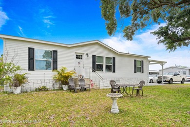 Welcome to this beautifully 2021-built double-wide home offering - photo 2